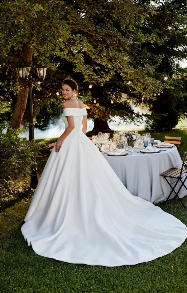 18705-10744-zoom_1_900x