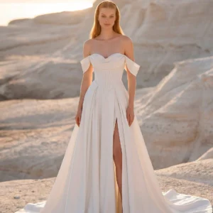 Mori Lee Tobi