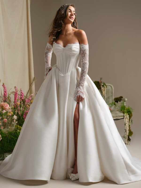 Rebecca-Ingram-Zorina-Ballgown-Wedding-Dress-26RN417A01-Alt53-IV001
